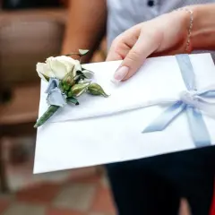 Ile dać na wesele w 2025? Kwoty, zasady i unikanie gafy!