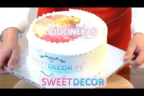 Opłatek na bitą śmietanę: idealnie gładki tort bez marszczeń!