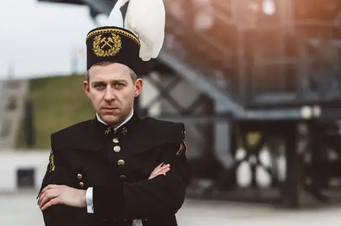 g&oacute;rnik w galowym mundurze Barb&oacute;rka